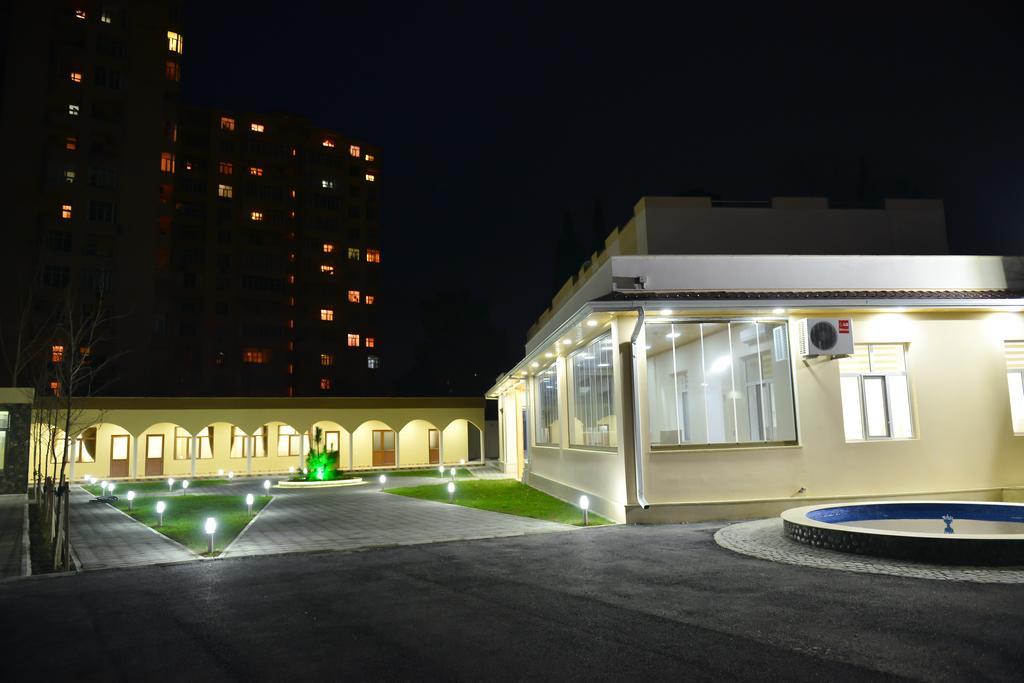 Planet Inn Hotel Baku Exterior foto